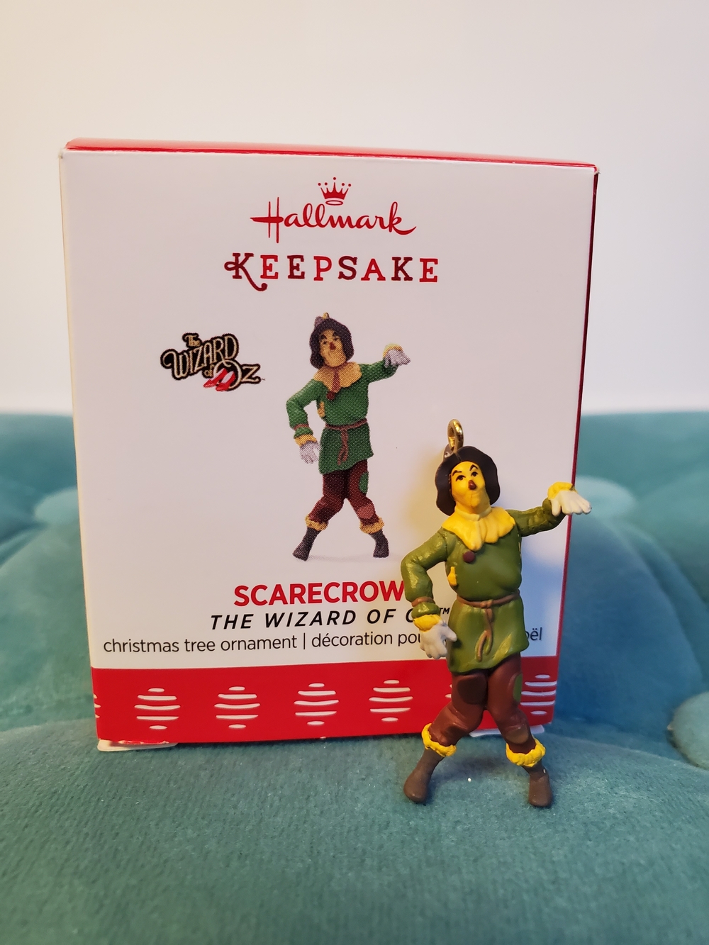 Hallmark Keepsake 2017 Wizard of Oz Scarecrow Miniature Ornament QXE3185